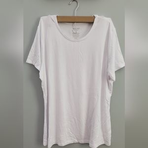 White t-shirt. Size XL